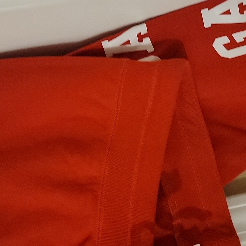 Gap - Picture 5 of 7